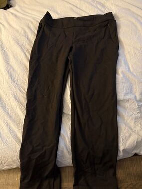 Straight Leg Women's Pants in Black
